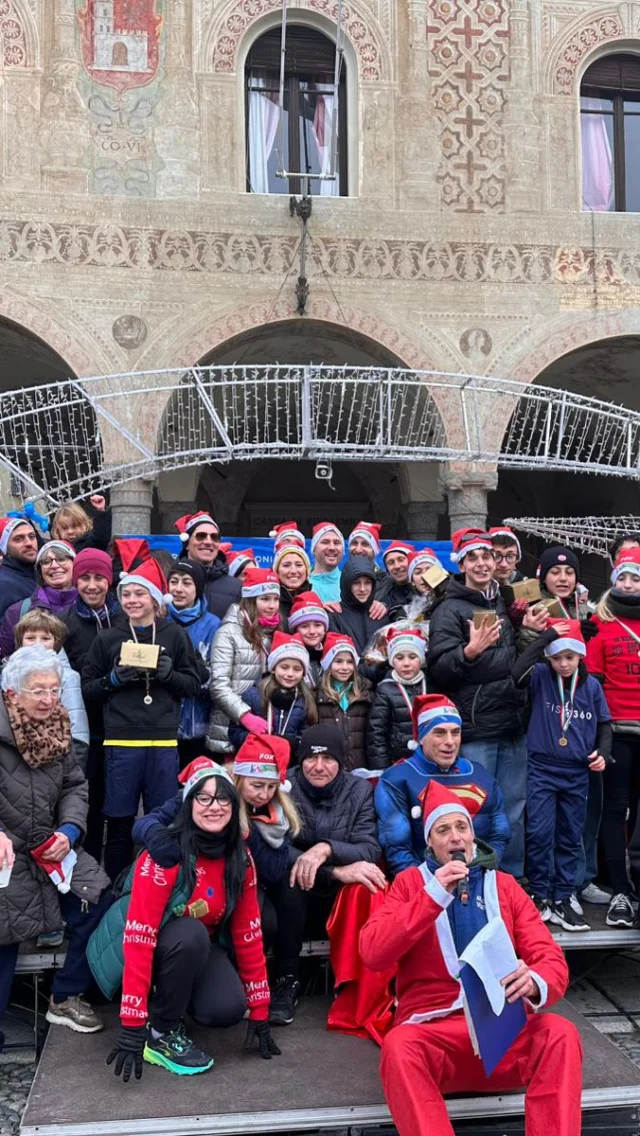 SCARPA D’ORO NATALIZIA in FISIO360!

156 partecipanti, tanti soldi raccolti per far del bene!
Sorrisi,abbracci,siamo stati meravigliosi!

Ora non ci resta che pensare alla prossima tappa della #familyFISIO360!

Grazie @scarpadorovigevano per aver colorato le strade di rosso: via le macchine e tutti a piedi per il pinguino blu!

@escapeteamvigevano sempre i numeri uno!

#vigevano #scarpadoro #familyfisio #fisio360vigevano
